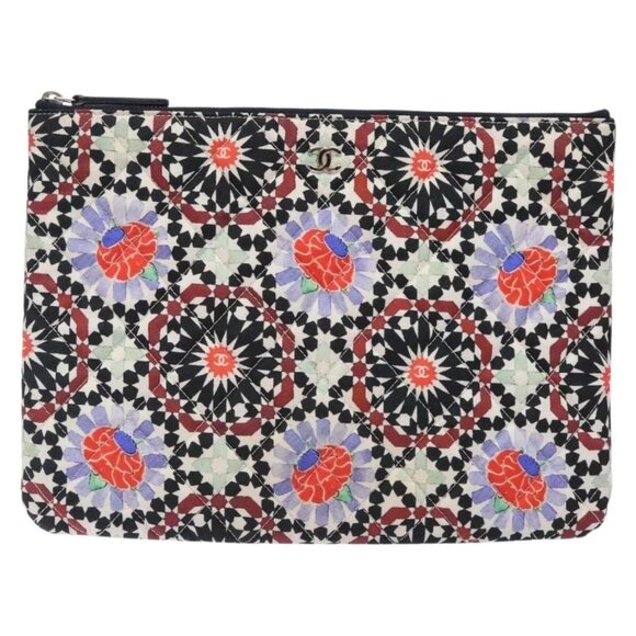 CHANEL Matelasse Clutch Bag Nylon Multicolor Silver CC Auth 134823 - Picture 3 of 16